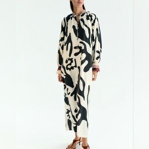 H&M Black and Cream Abstract Print Maxi Dress